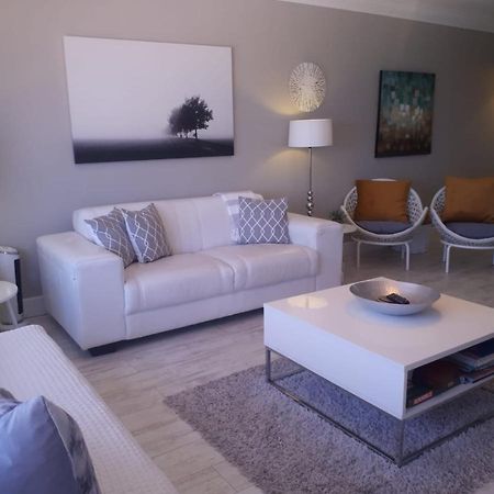 Blouberg Beachfront Apartment Bloubergstrand Dış mekan fotoğraf
