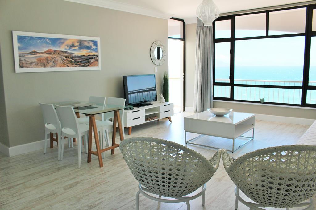 Blouberg Beachfront Apartment Bloubergstrand Oda fotoğraf