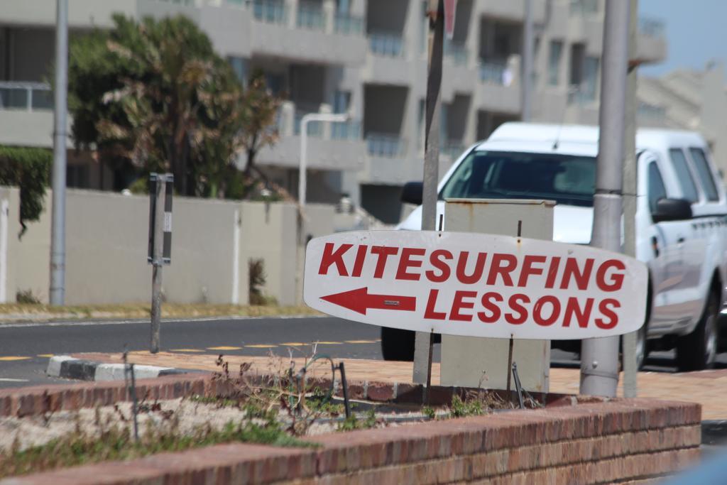 Blouberg Beachfront Apartment Bloubergstrand Oda fotoğraf
